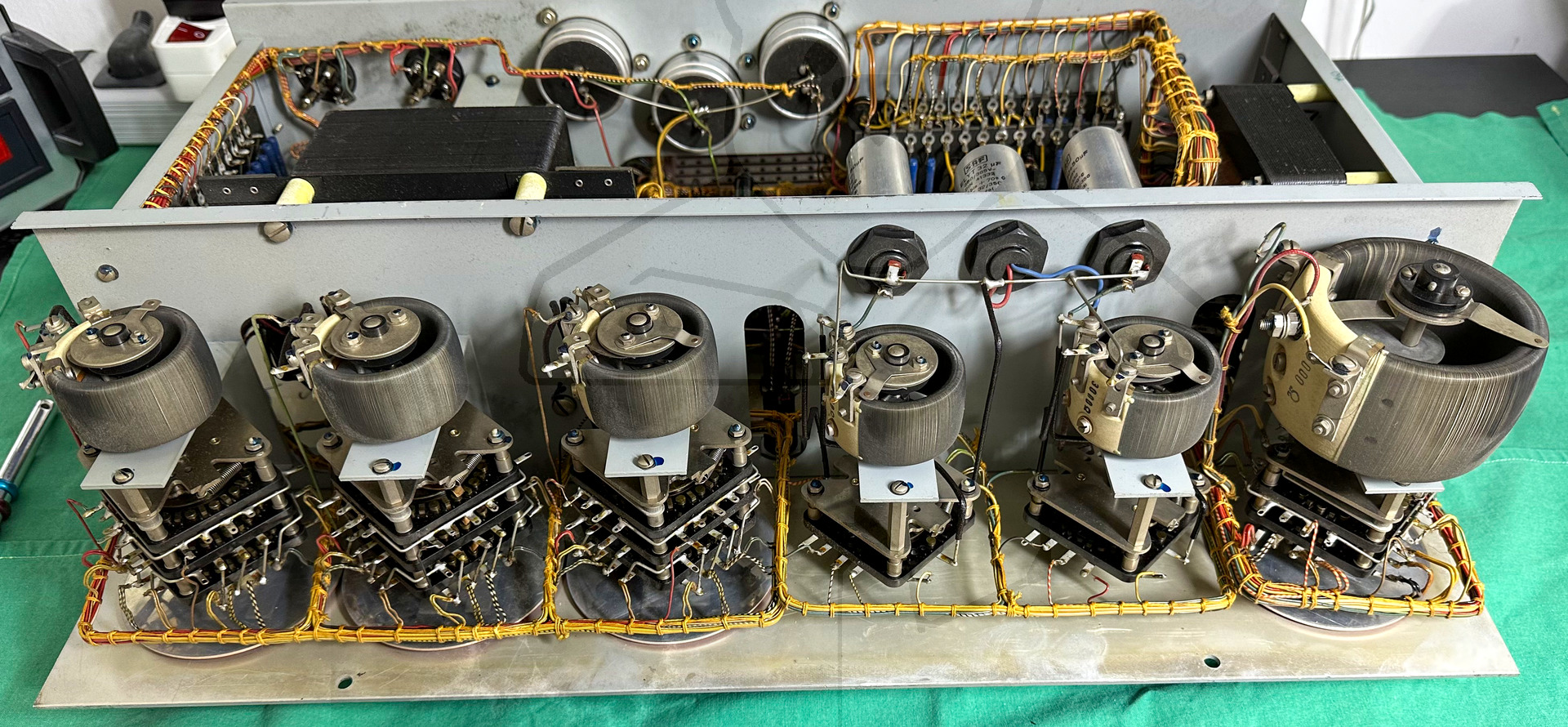 Neuberger RPM370-1 - Innenaufbau